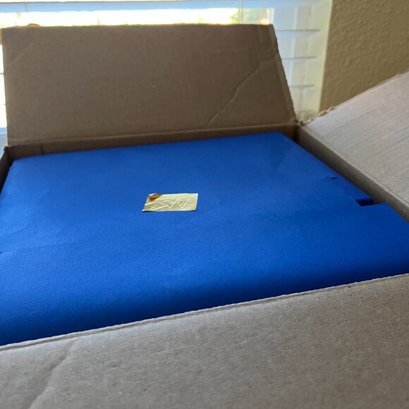 new Stuart Weitzman ALEENA 50 WEDGE, liquid metallic, Size 6.5 - Picture 8 of 8